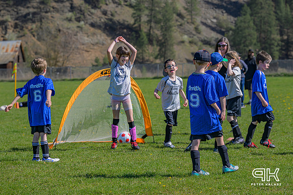 240414 _Z8D2400